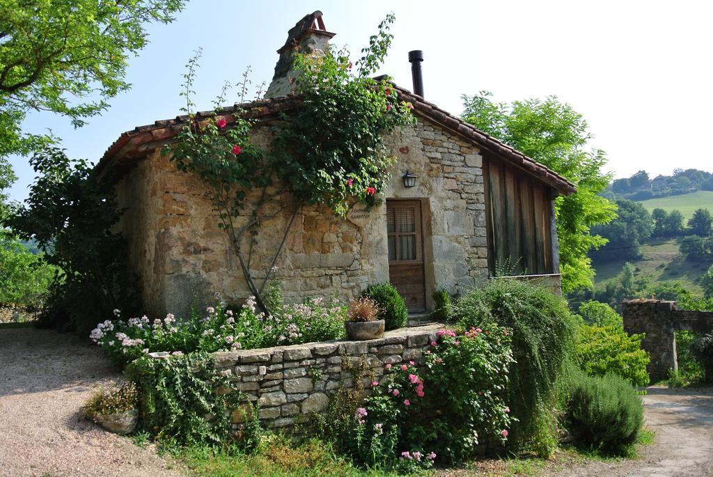 Mas Del Lum Bed & Breakfast Boussac  ภายนอก รูปภาพ