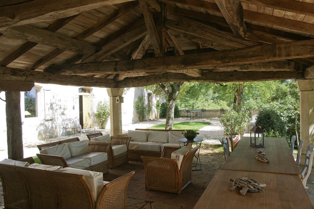 Mas Del Lum Bed & Breakfast Boussac  ภายนอก รูปภาพ
